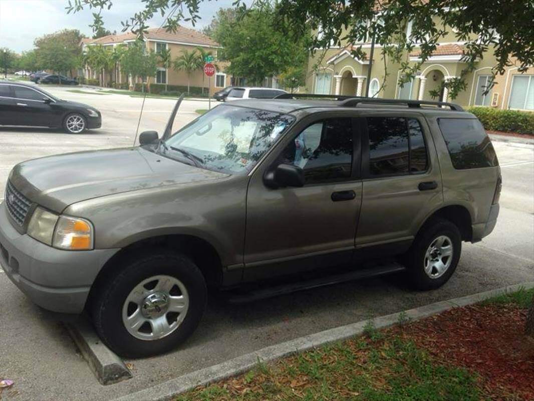 Virginia Beach junking car